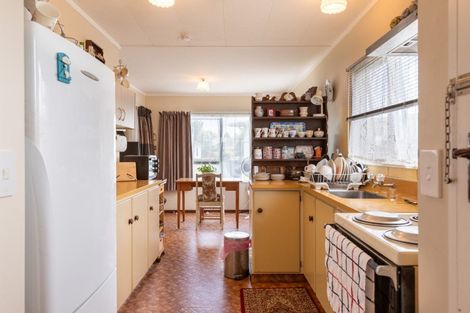 Photo of property in 20 Ross Street, Woodville, 4920