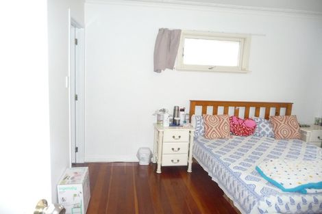 Photo of property in 1615 Great North Road, Waterview, Auckland, 1026