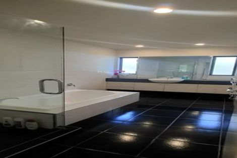 Photo of property in 416 Beach Road, Mairangi Bay, Auckland, 0630