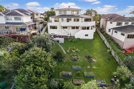 Photo of property in 1183 Whangaparaoa Road, Gulf Harbour, Whangaparaoa, 0930