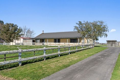 Photo of property in 52 Racecourse Road, Te Aroha, 3393