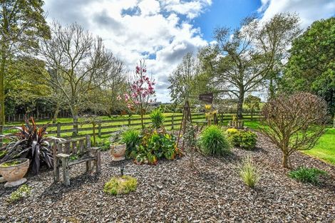 Photo of property in 68 Cooper Road, Ramarama, Drury, 2579