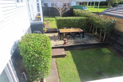 Photo of property in 2/66 Nelson Street, Howick, Auckland, 2014