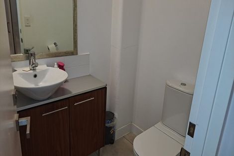 Photo of property in Augusta Apartments, 10/254 Willis Street, Te Aro, Wellington, 6011