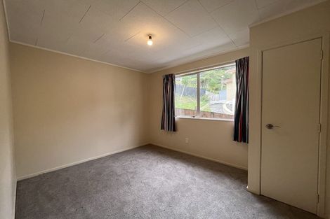 Photo of property in 19 Glenfinn Place, Massey, Auckland, 0614