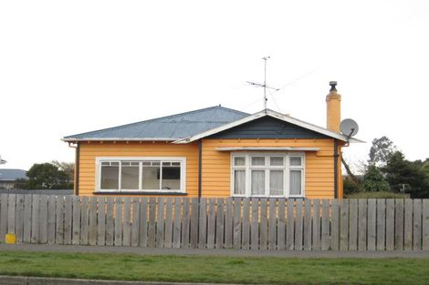 Photo of property in 71 Jenkin Street, Strathern, Invercargill, 9812