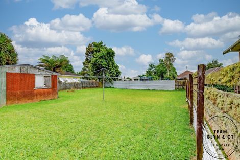 Photo of property in 17 Sutton Crescent, Papakura, 2110