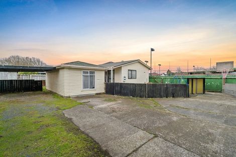 Photo of property in 22 Elizabeth Avenue, Papatoetoe, Auckland, 2025