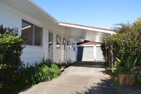 Photo of property in 50 Richmond Avenue, Richmond Heights, Taupo, 3330