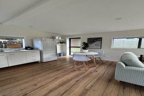 Photo of property in 4 Win Grove, Hatfields Beach, Orewa, 0931