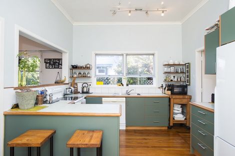 Photo of property in 14 Haronga Road, Inner Kaiti, Gisborne, 4010