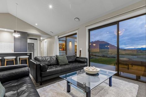 Photo of property in 1 Cunninghams Drive, Jacks Point, Queenstown, 9371