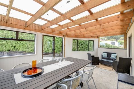 Photo of property in 11 John Street, Ocean View, Dunedin, 9035