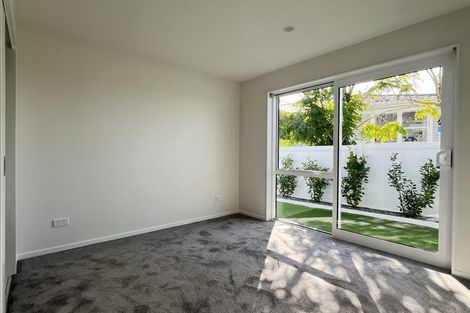 Photo of property in 319c East Coast Road, Mairangi Bay, Auckland, 0630