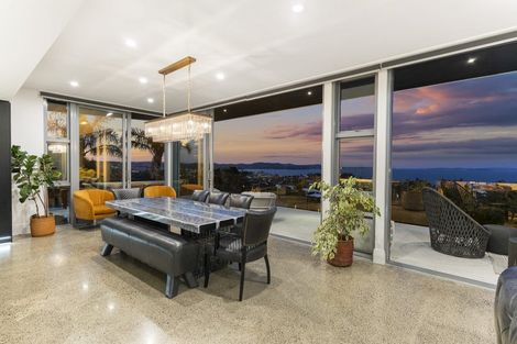 Photo of property in 201 Whangaparaoa Road, Red Beach, 0932