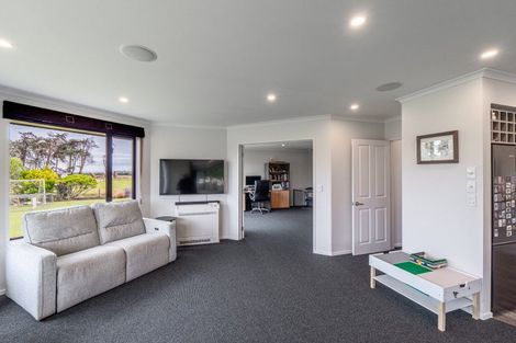 Photo of property in 33 Marama Avenue South, Otatara, Invercargill, 9879