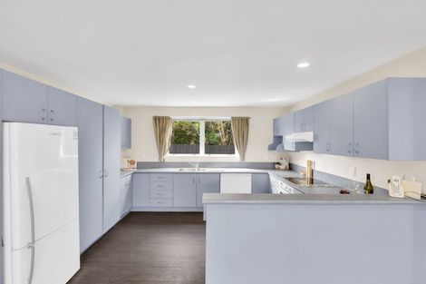 Photo of property in 3 Rosefield Lane, Northcote, Christchurch, 8052