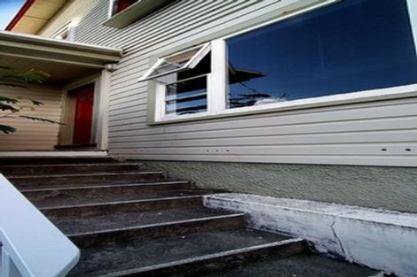 Photo of property in 112 Grafton Road, Roseneath, Wellington, 6011