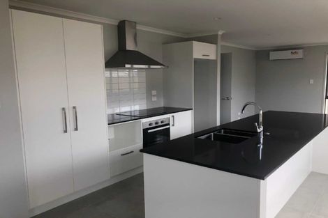 Photo of property in 9 Winspear Place, Omokoroa, 3114