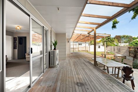 Photo of property in 6 Olive Place, Nawton, Hamilton, 3200