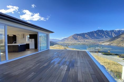 Photo of property in 12b Florence Close, Queenstown Hill, Queenstown, 9300