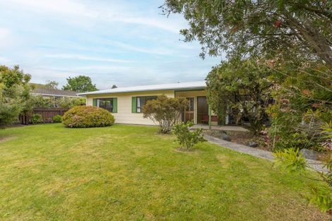 Photo of property in 51 Andrew Street, Waikanae, 5036
