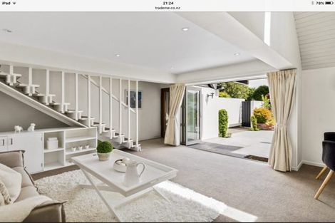 Photo of property in 92b Aikmans Road, Merivale, Christchurch, 8014