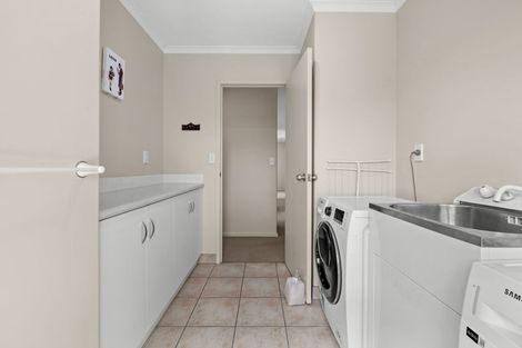 Photo of property in 2 Lavenham Place, Rototuna North, Hamilton, 3210