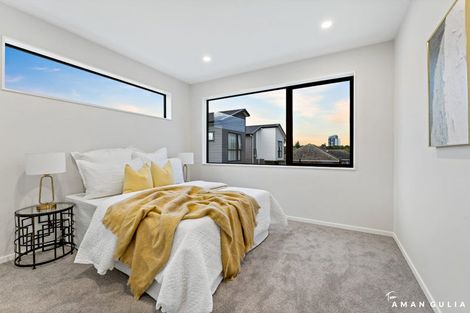 Photo of property in 14a Serjeant Street, Henderson, Auckland, 0612