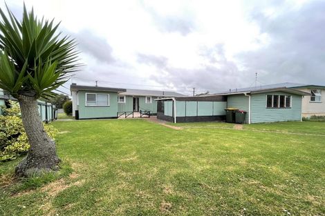 Photo of property in 109 Wallace Road, Mangere Bridge, Auckland, 2022