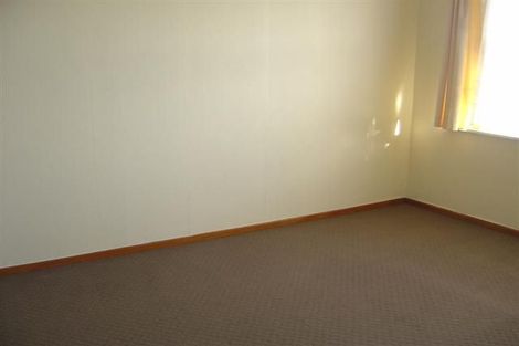 Photo of property in 2/2 Archibald Road, Kelston, Auckland, 0602