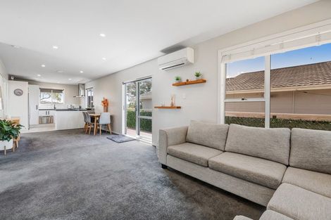 Photo of property in 84 Stanmore Bay Road, Stanmore Bay, Whangaparaoa, 0932