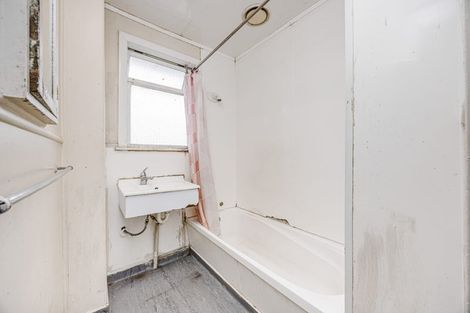 Photo of property in 29 Larsen Street, Otara, Auckland, 2025