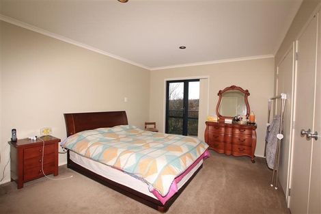 Photo of property in 103 Fields Parade, Oteha, Auckland, 0632