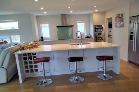 Photo of property in 85 Capriana Drive, Karaka, Papakura, 2113