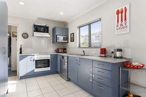 Photo of property in 69 Clea View, Gulf Harbour, Whangaparaoa, 0930