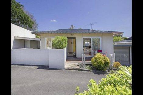 Photo of property in 2/17 Vida Place, Howick, Auckland, 2014