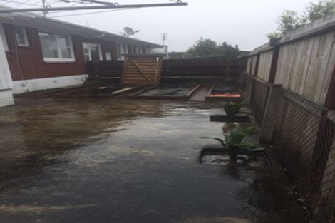 Photo of property in 2/1 Roseburn Place, Pakuranga, Auckland, 2010