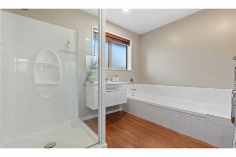 Photo of property in 13 Selwyn Street, Somerfield, Christchurch, 8024