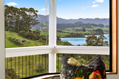 Photo of property in 28 Brick Bay Drive, Sandspit, Warkworth, 0982