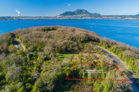 Photo of property in 78 Parawera Drive, Acacia Bay, Taupo, 3330