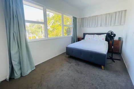 Photo of property in 11 Riverlea Avenue, Pakuranga, Auckland, 2010