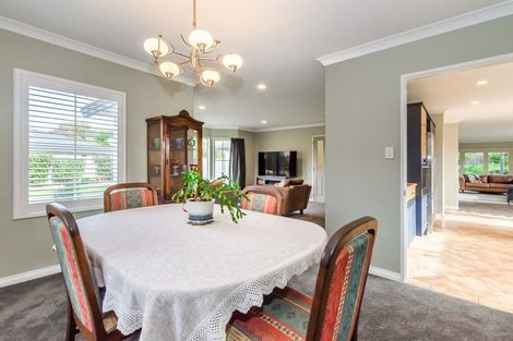 Photo of property in 80 Guildford Drive, Paraparaumu, 5032