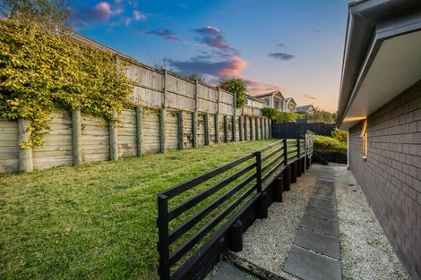 Photo of property in 18 Steamer Road, Silverdale, 0932