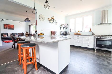 Photo of property in 14 Grant Street, Dannevirke, 4930