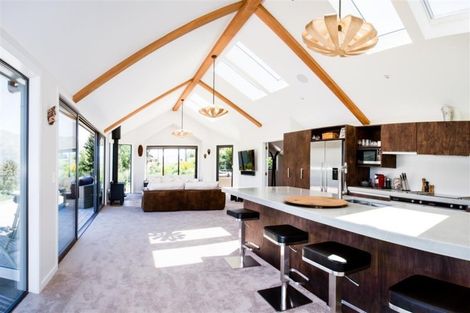 Photo of property in 92 Lismore Street, Wanaka, 9305