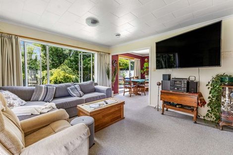 Photo of property in 21 Pararewa Drive, Whalers Gate, New Plymouth, 4310