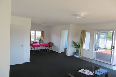 Photo of property in 22 Rangatira Drive, Mangakino, 3421