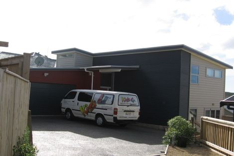 Photo of property in 17 Sandybrow, Churton Park, Wellington, 6037