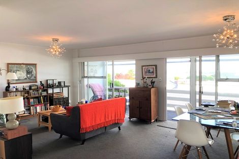 Photo of property in 6/66 Victoria Road, Devonport, Auckland, 0624